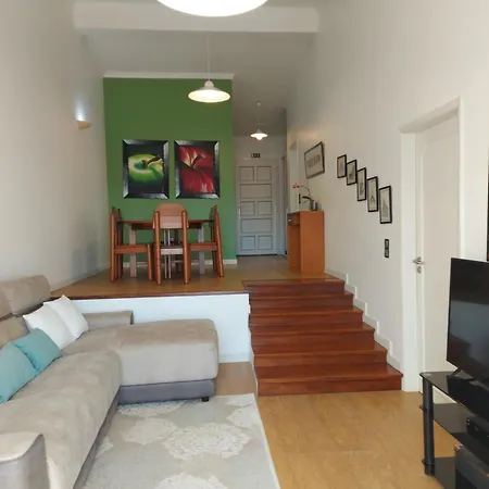 Bay View Apartment